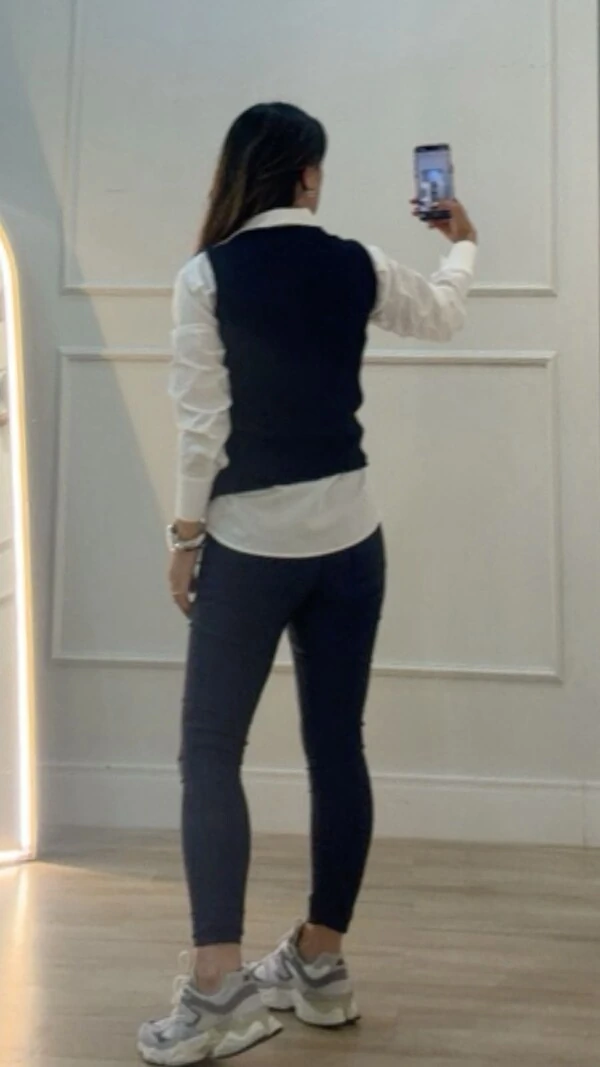 Blusa Colete Tricot Canelado Halley Detalhe Gola Enrolado