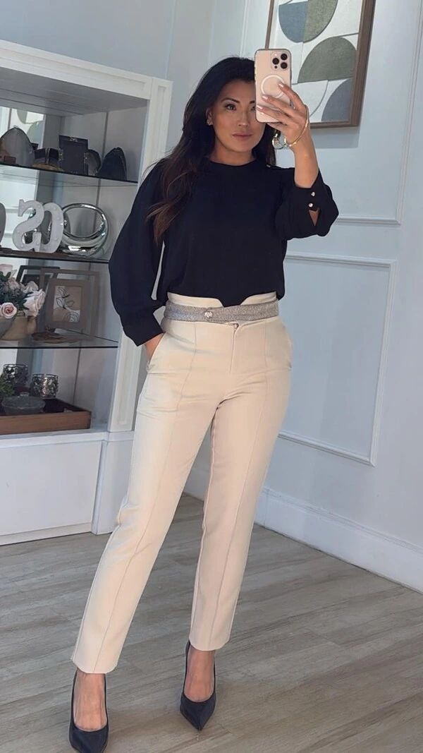 Calça Alfaiataria Melody Com Detalhe De Tweed Na Pala