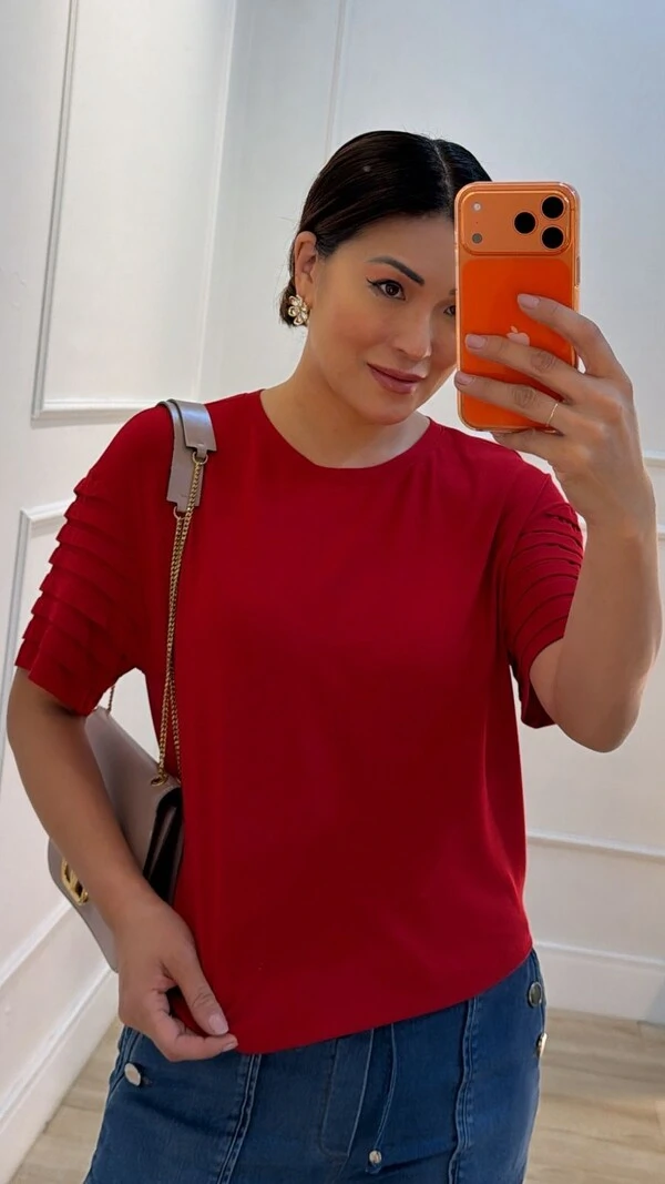 Blusa De Malha Ampla Barbara Mangas Curtas Com Recortes