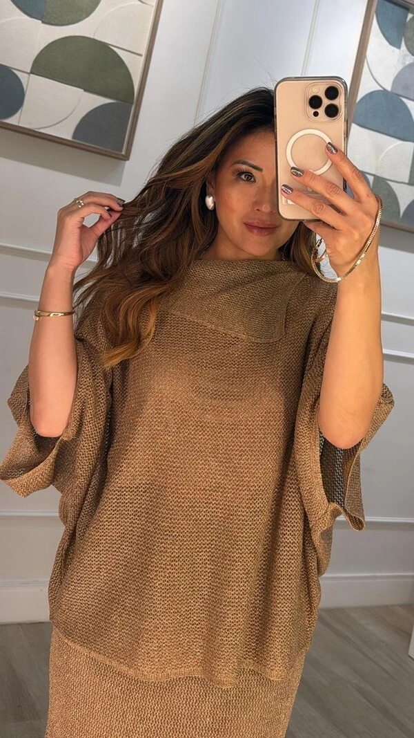 Conjunto Tricot Fio De Lurex Lavínia Poncho & Saia Midi