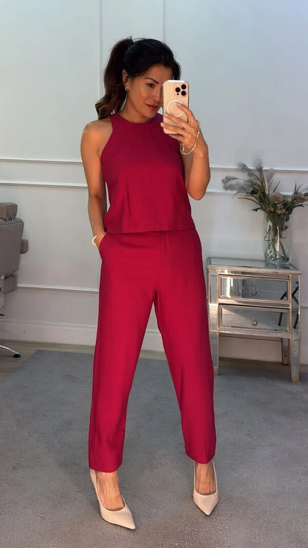 Calça Pollyana Pala Larga Com Detalhe Ondulado Com Botões Forrados