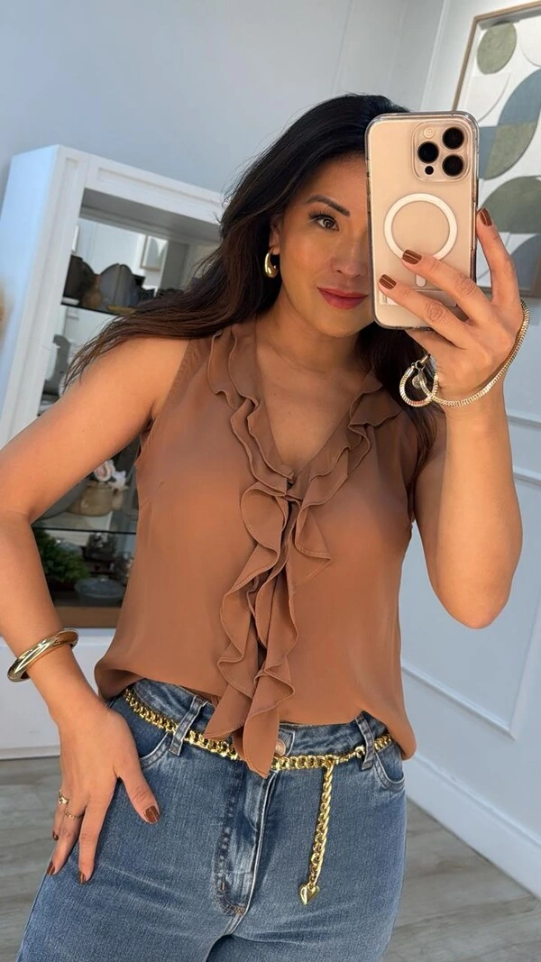 Blusa Regata Crepe Decote V Aretha Botões Frontais