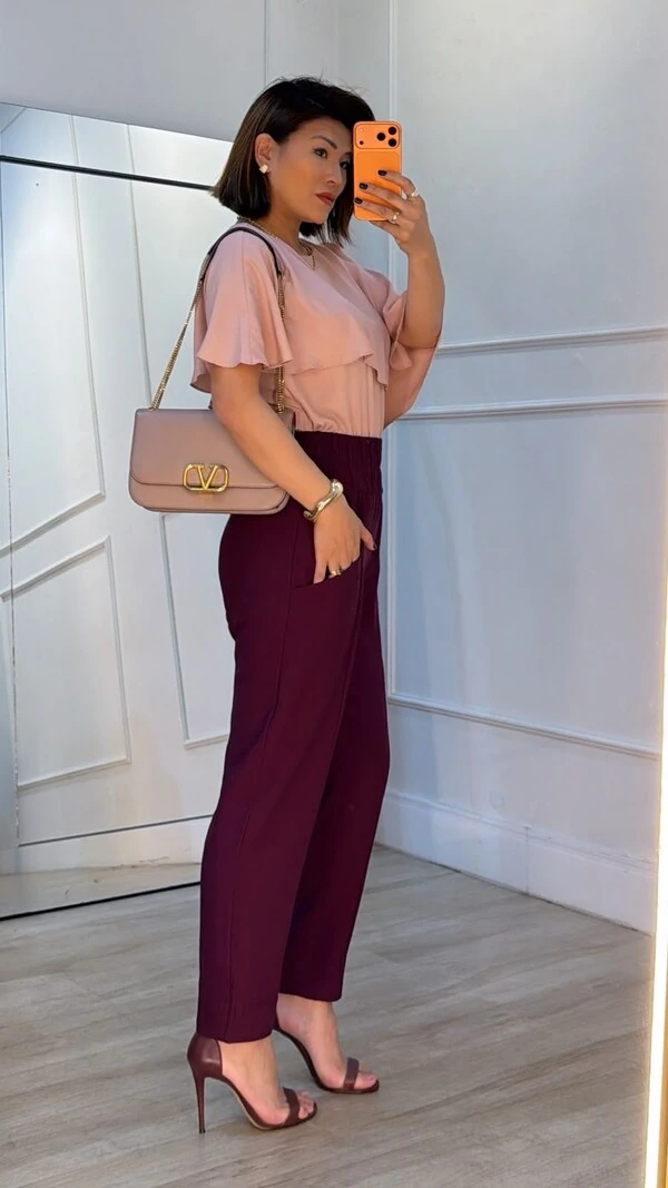 Calça Pala Larga Desire Bolsos Com Recorte Assimétrico
