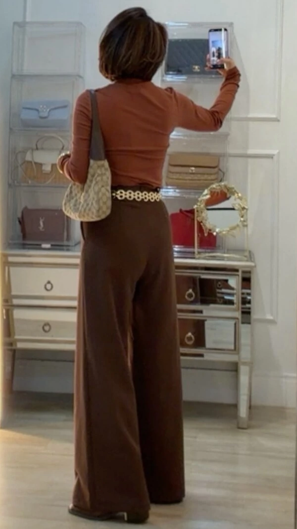 Calça Pantalona Alfaiataria Cecilia Cinto Fivela Larga Dourada