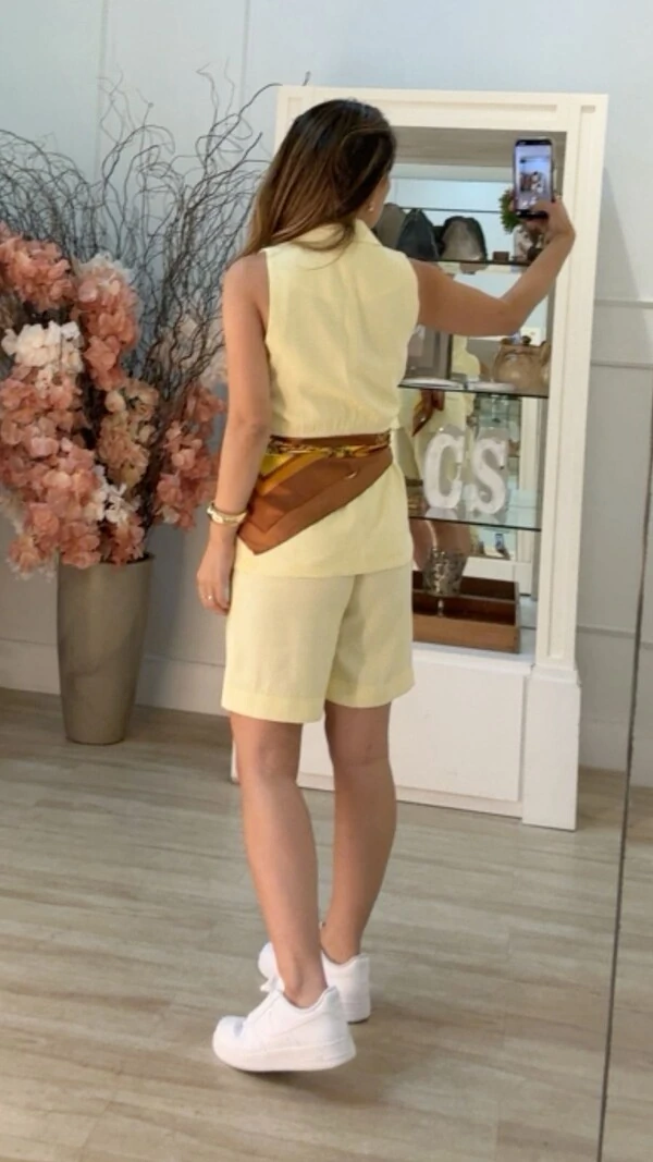 Colete Alongado Alfaiataria Maria Botões Forrados E Lapelas