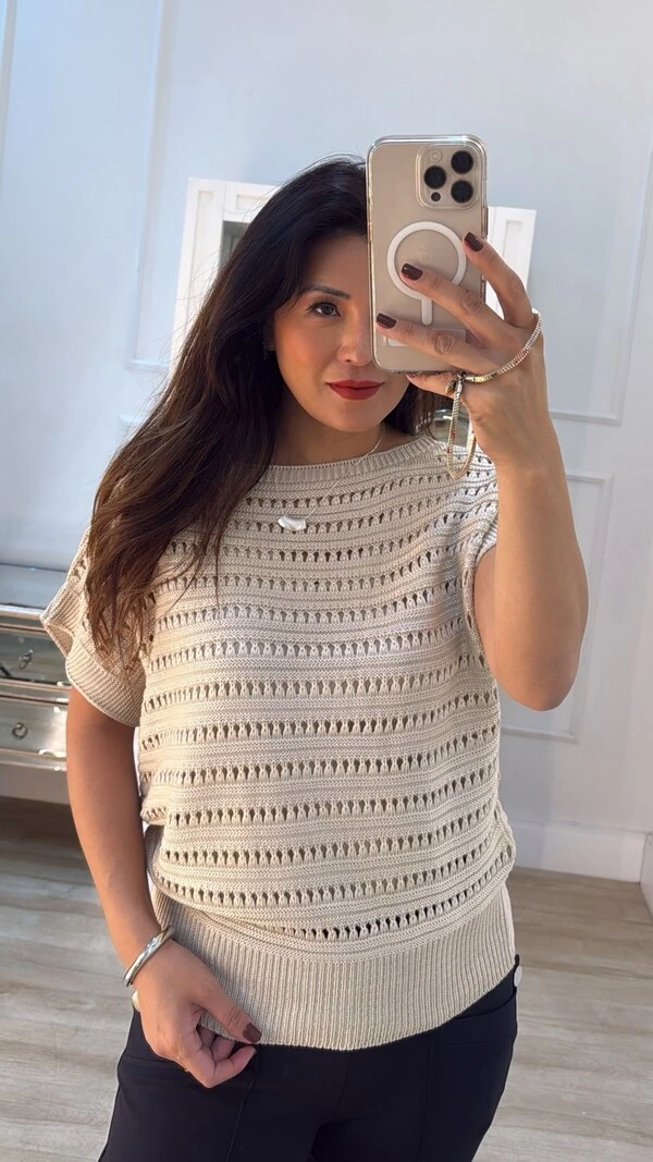 Kit 2 Peças Gisele Blusa Ampla Com Entremeios E Regata