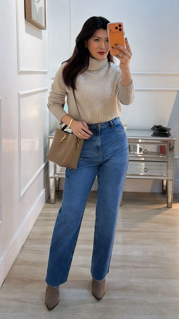 Blusa Tricot Gola Rolê Sandra Nervuras Caneladas Na Horizontal