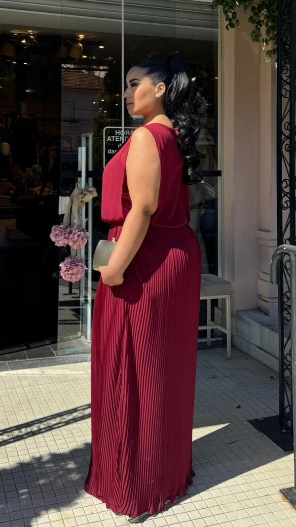 Vestido Longo Blusado Crepe Decote Canoa Com Detalhe Franzido Grace Saia Plissada