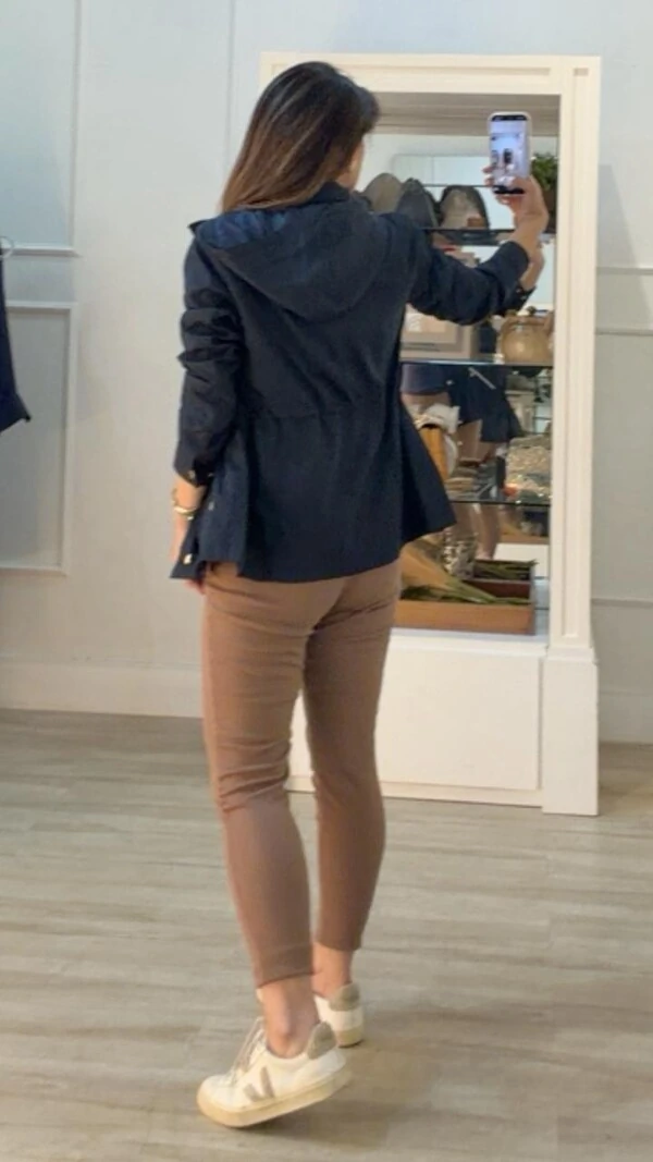 Parka Com Puxadores Reguláveis Na Cintura Luna Botões Dourados