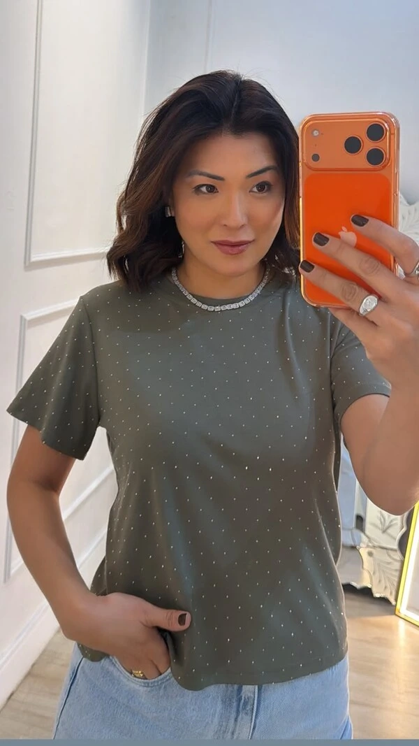 Camiseta De Malha Shine Com Strass Hotfix