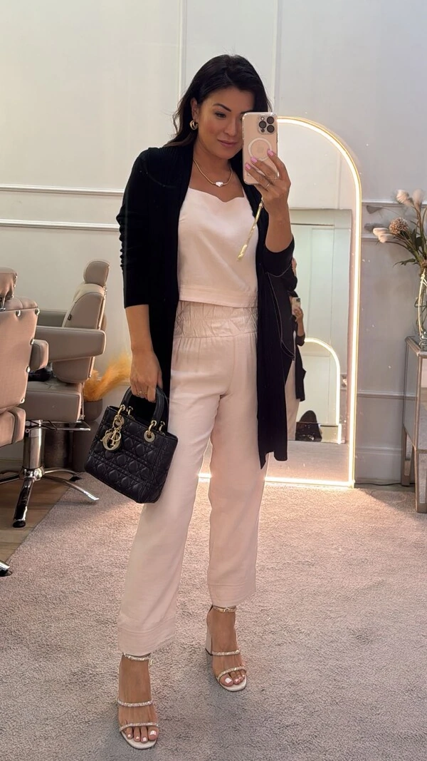 Cardigan Alessia Detalhes Canelados E Bolsos Frontais