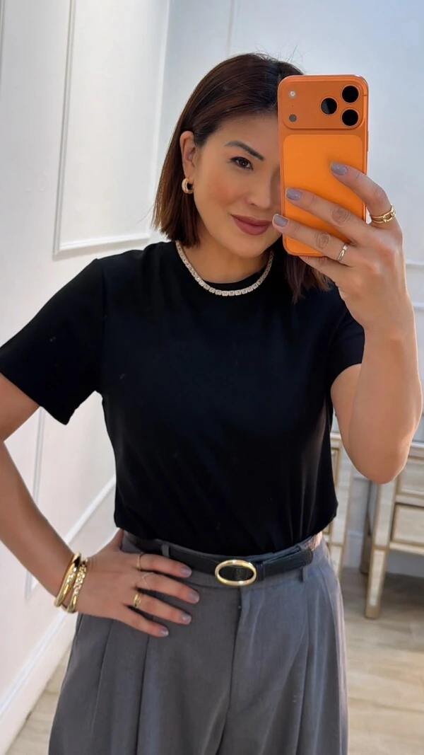 Blusa De Malha Thelma Gola Careca E Mangas Curtas