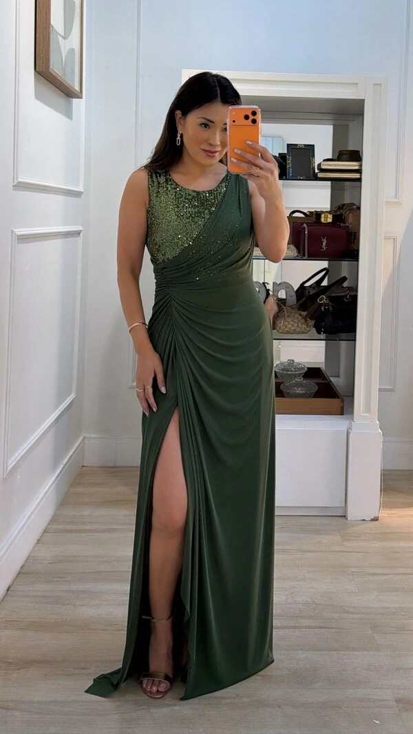 Vestido Longo Tule Drapeado Lateral Zoe Busto Em Paetê