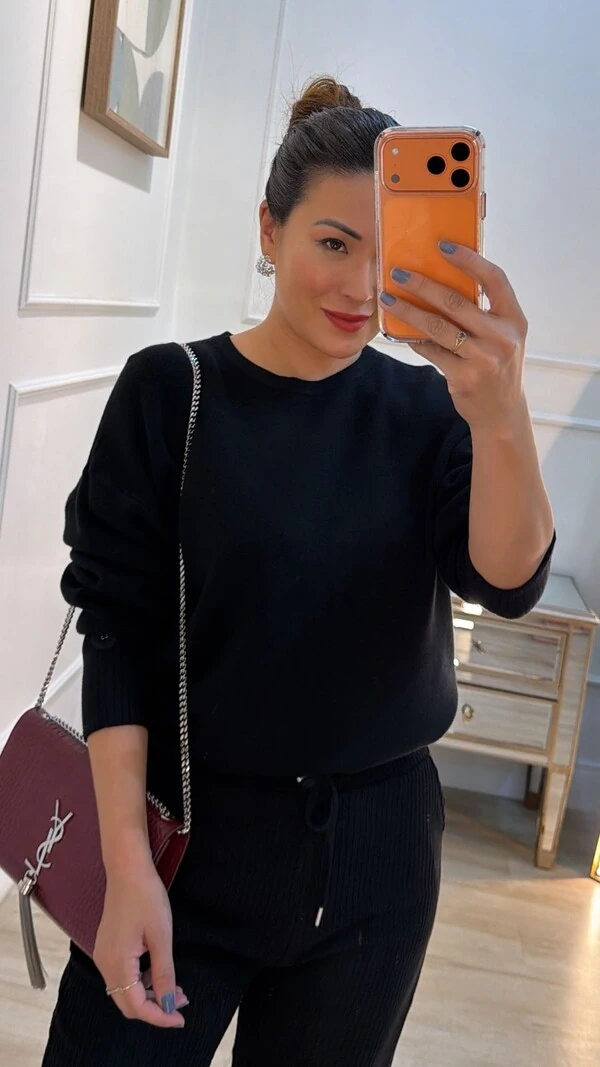 Blusa Tricot Marina Punhos Largos Canelados Detalhe De Botão