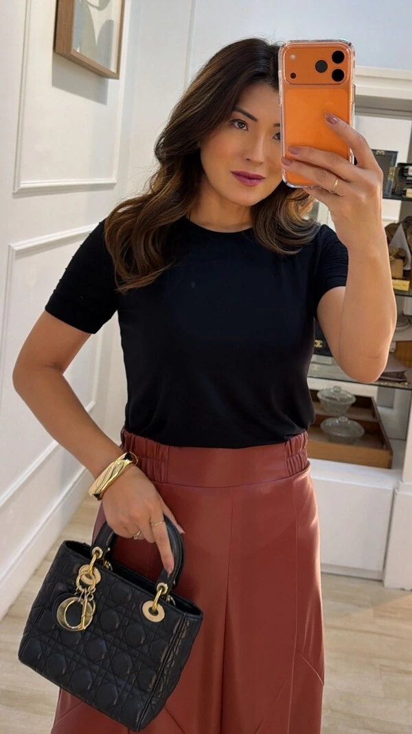 Blusa Malha Amanda Mangas Curtas com Nervuras em Relevo