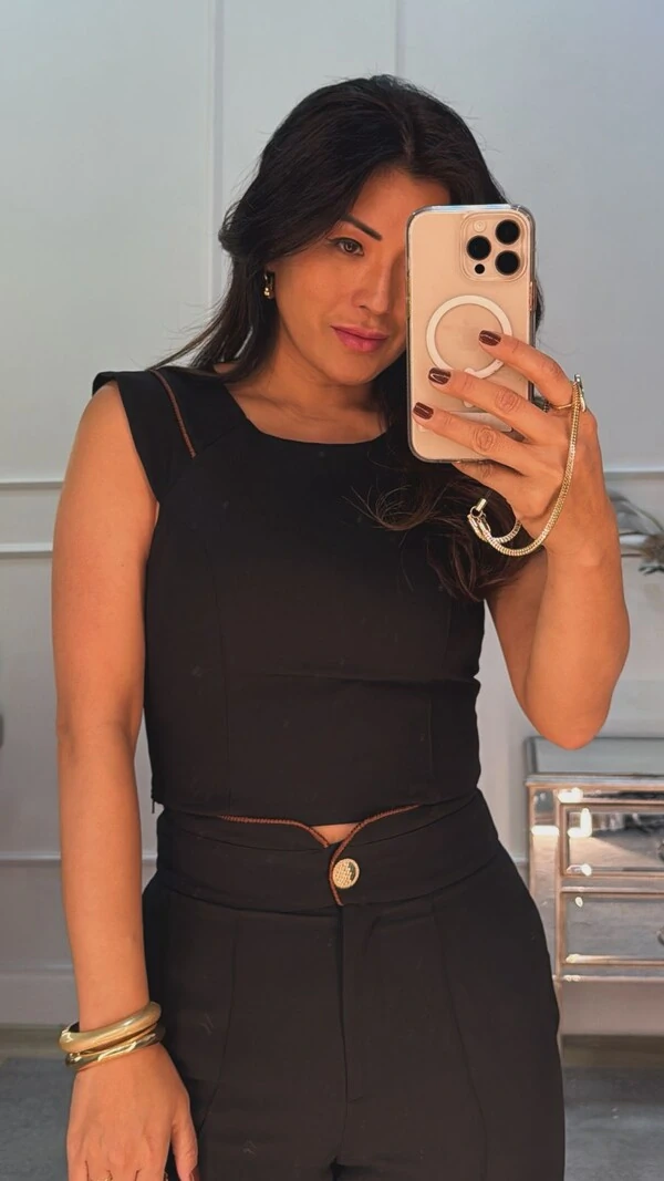 Blusa Cropped Luciene Detalhe De Vivo Nos Ombros