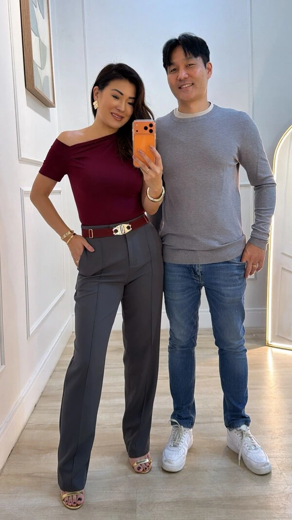 Blusa Malha Layla Ombro Vazado Detalhe Pregas