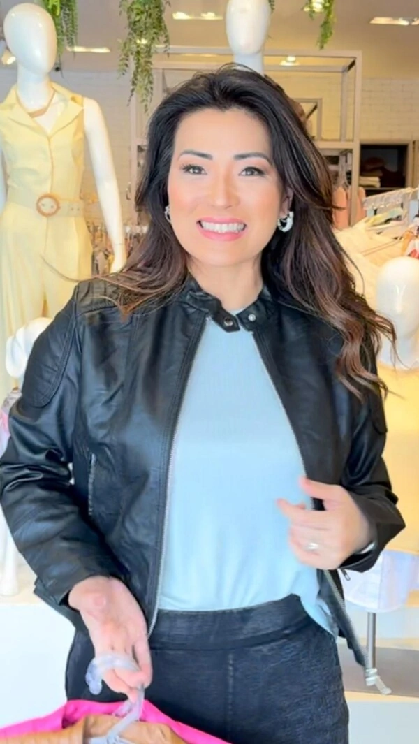 Jaqueta Couro Eco Zíper Prata Tália Martingalê No Barrado