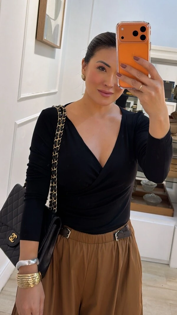 Blusa De Malha Decote V Transpassado Lina Mangas Longas