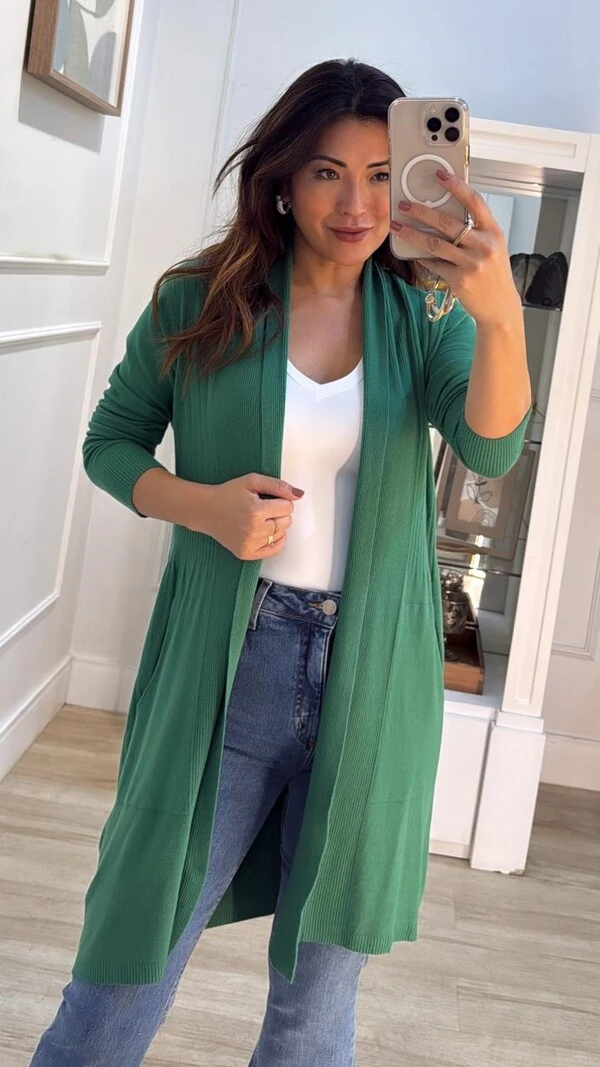 Maxi Cardigan Tricot Denise Bolsos E Nervuras Caneladas Frontais