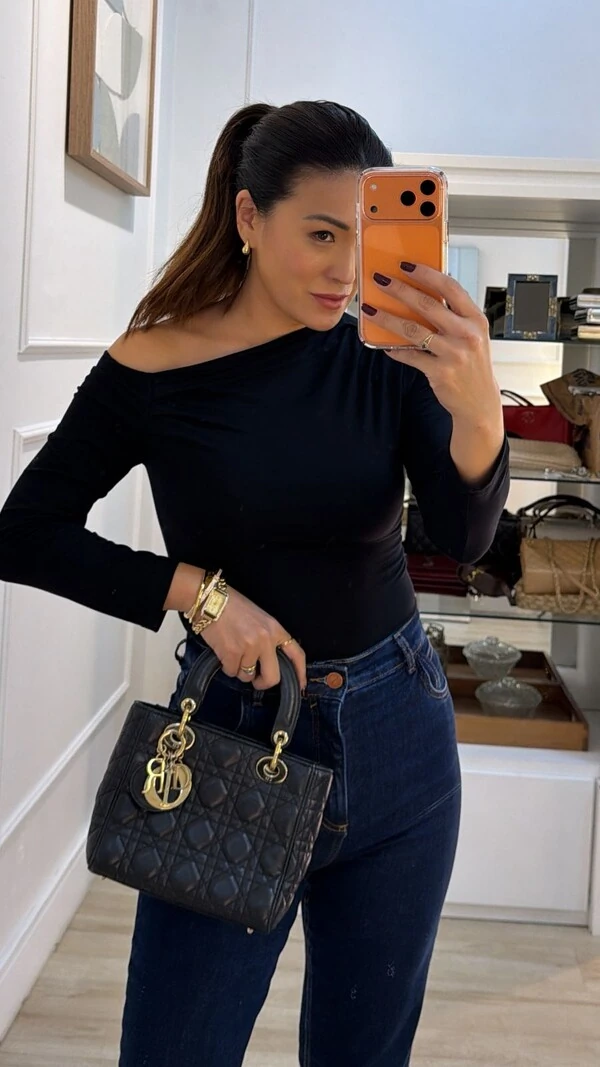 Blusa Malha Ombro Vazado Detalhe De Pregas Layla Mangas 7/8