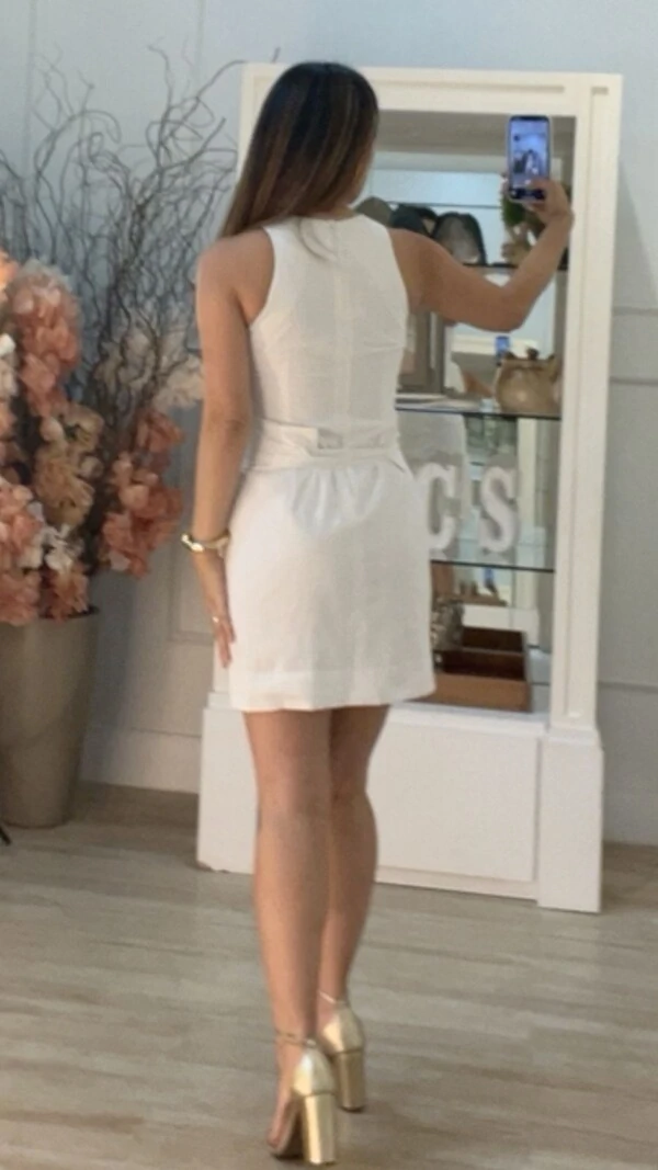 Vestido Curto Nick Cinto Faixa Largo Com Pregas