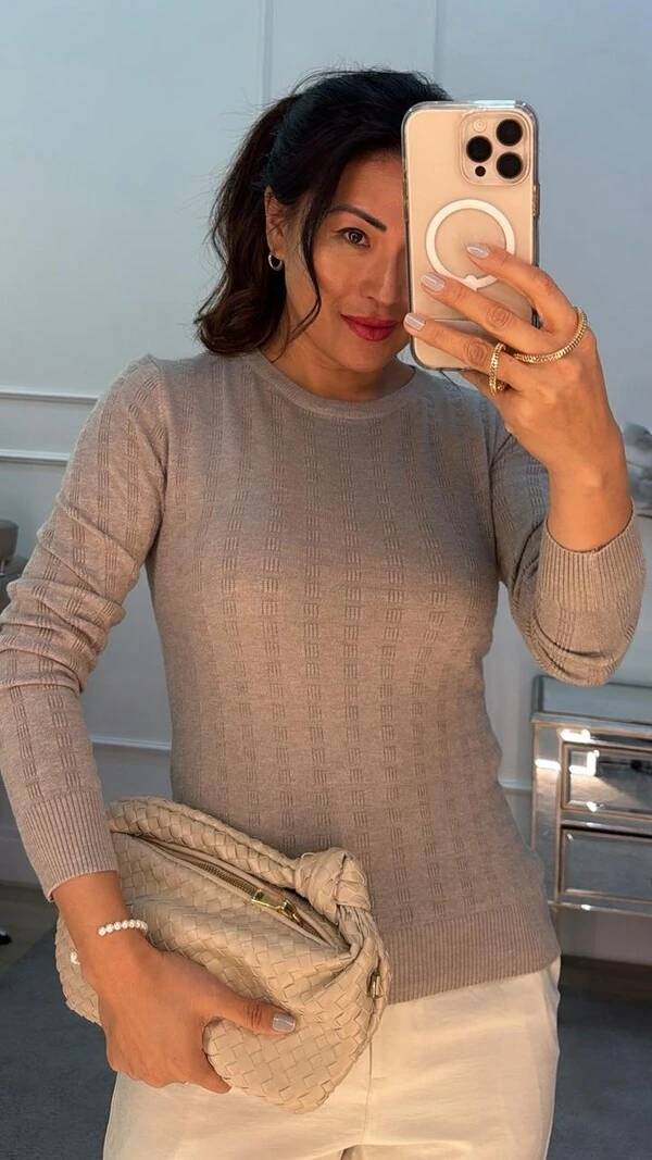 Blusa Tricot Maysa Nervuras Em Formato De Quadrado