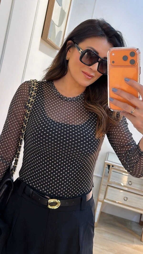 Blusa De Tulê Poá Selma Mangas Longas