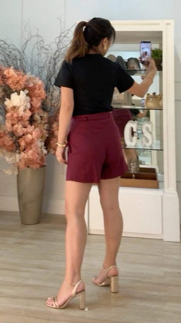 Blusa Malha Decote V Eliza Mangas Curtas