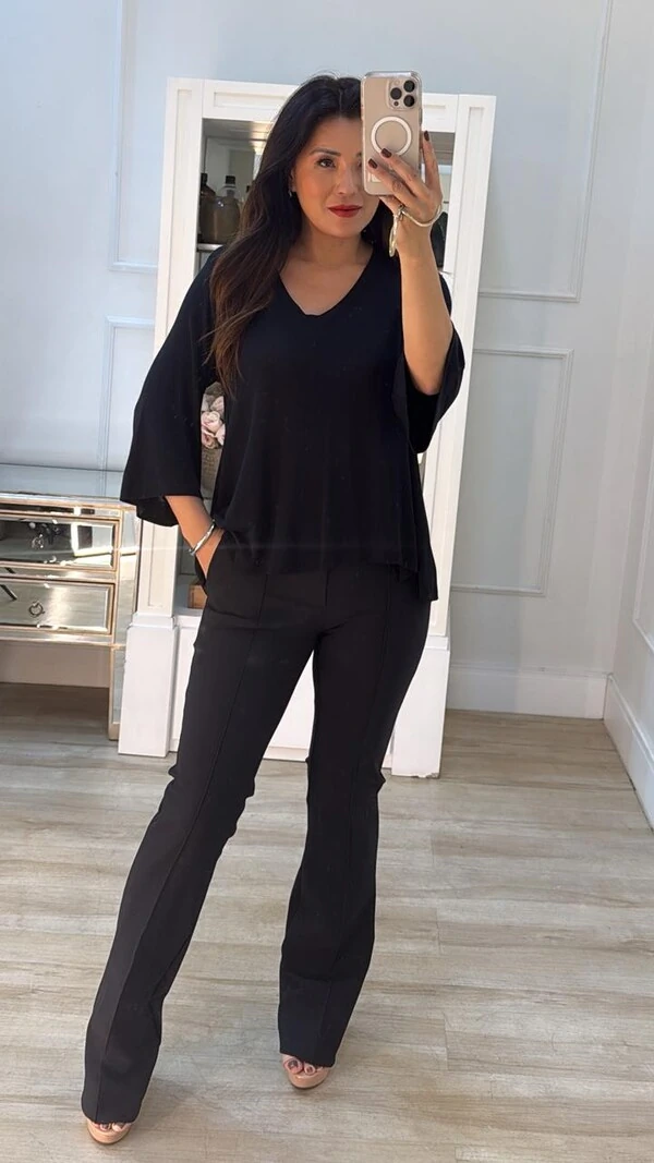 Blusa Ampla Decote V Thayna Mangas 7/8 Evasê