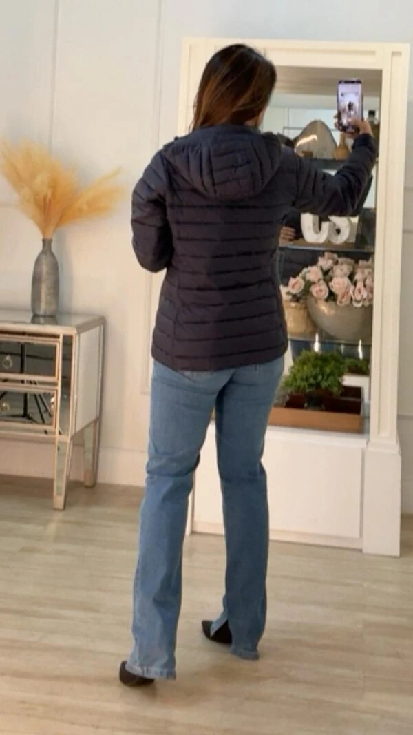 Jaqueta Nylon Pespontos Na Horizontal Michelly Ziper Onix