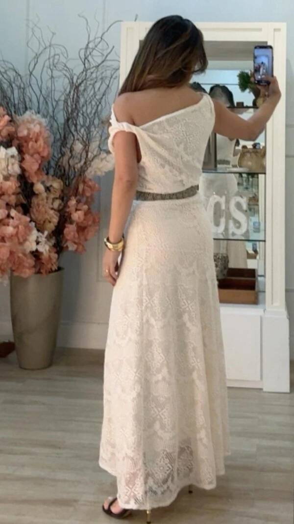 Vestido Longo Rendado Elisa Decote Torcido E Cinto