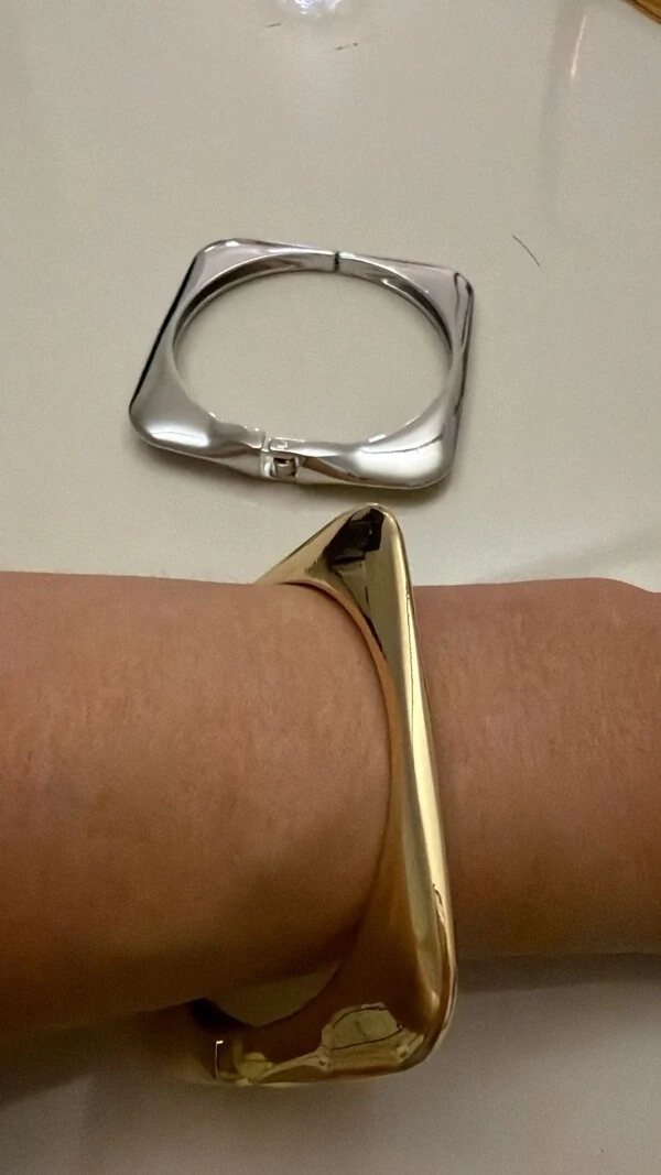 Bracelete Fino Quadrado