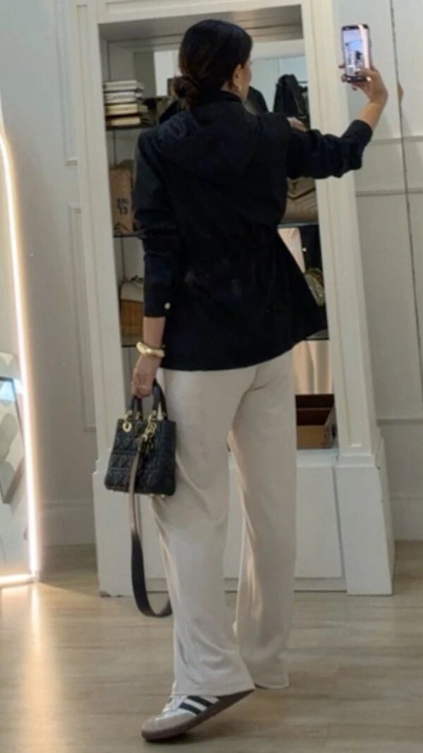 Parka Capuz Removível Maya Detalhe Bicolor Vivo E Pesponto