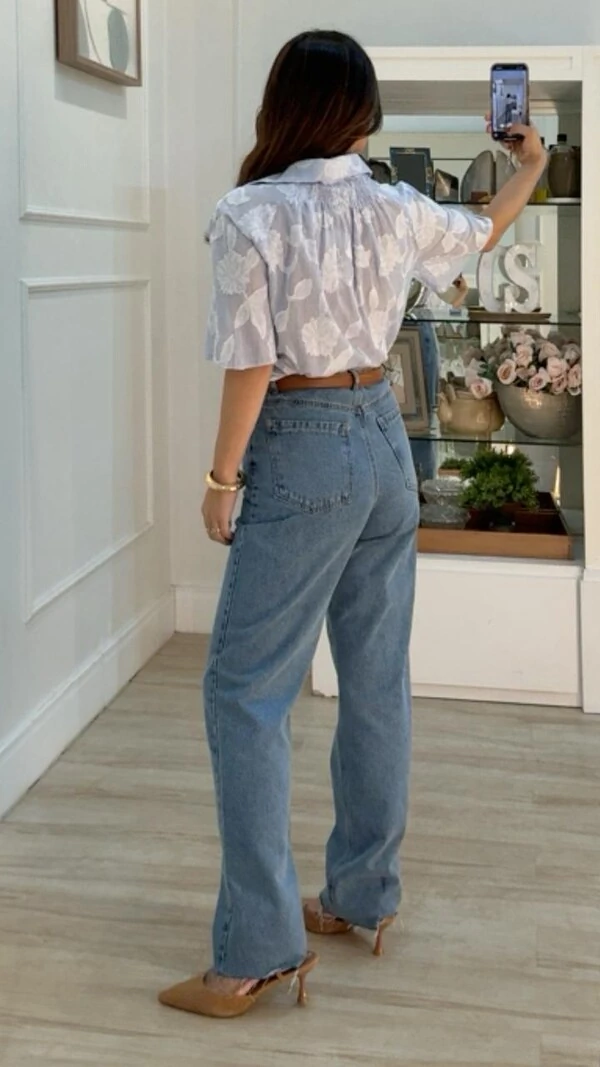 Camisa Bordada Mangas 3/4 Evasê Valéria Lástex Posterior