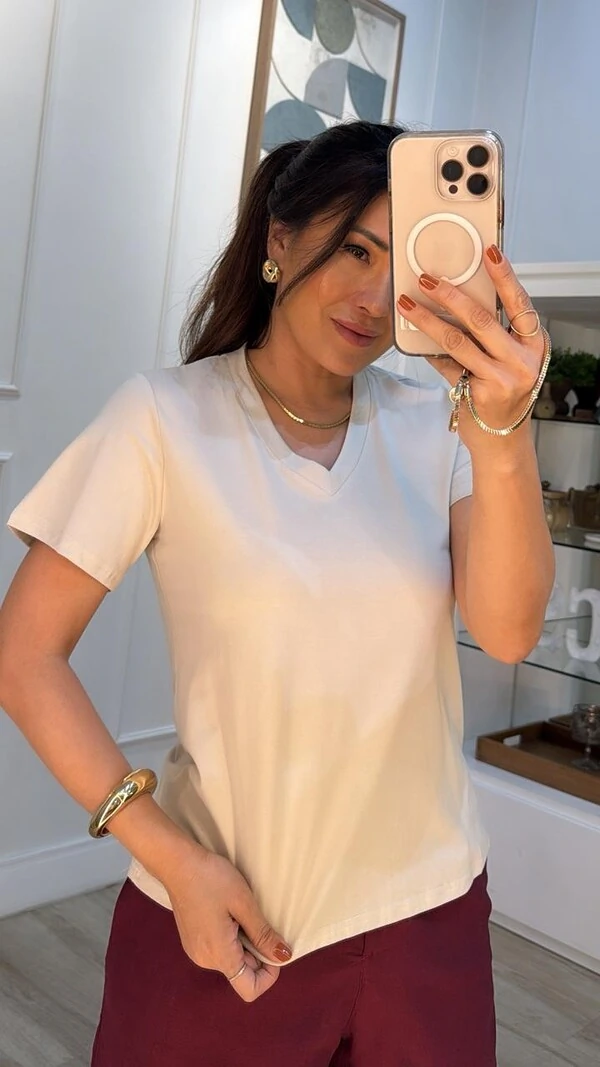 Blusa Malha Decote V Eliza Mangas Curtas