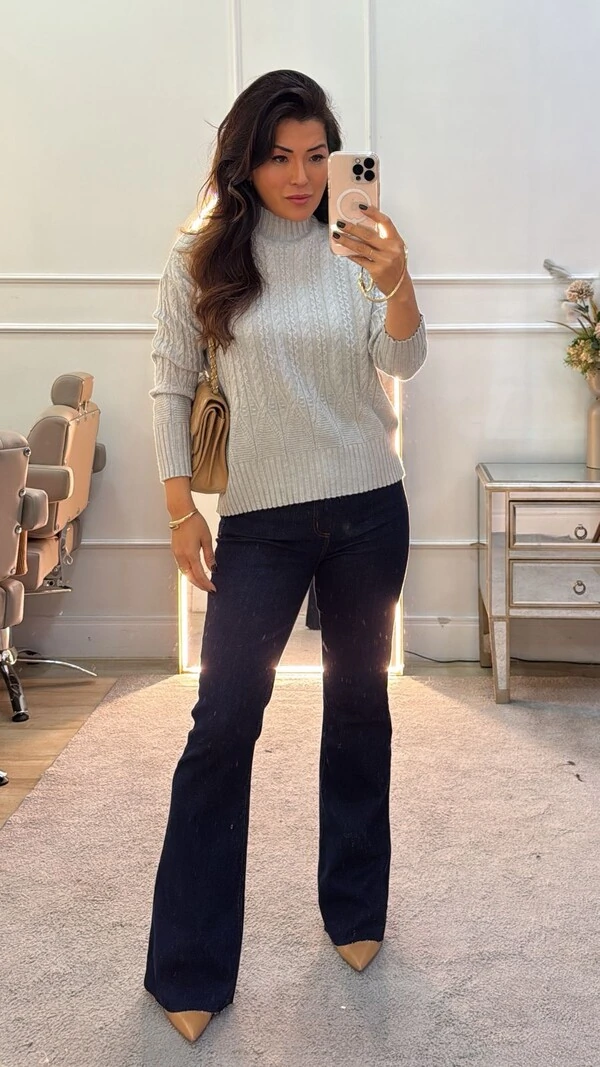 Blusa Cacharrel Tricot Maddie Detalhes Trançados E Ondulações