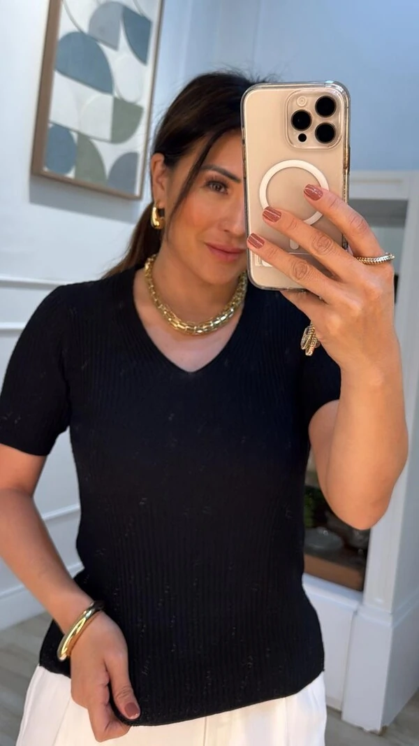 Blusa Tricot Nervuras Ellie Decote V E Mangas Curtas