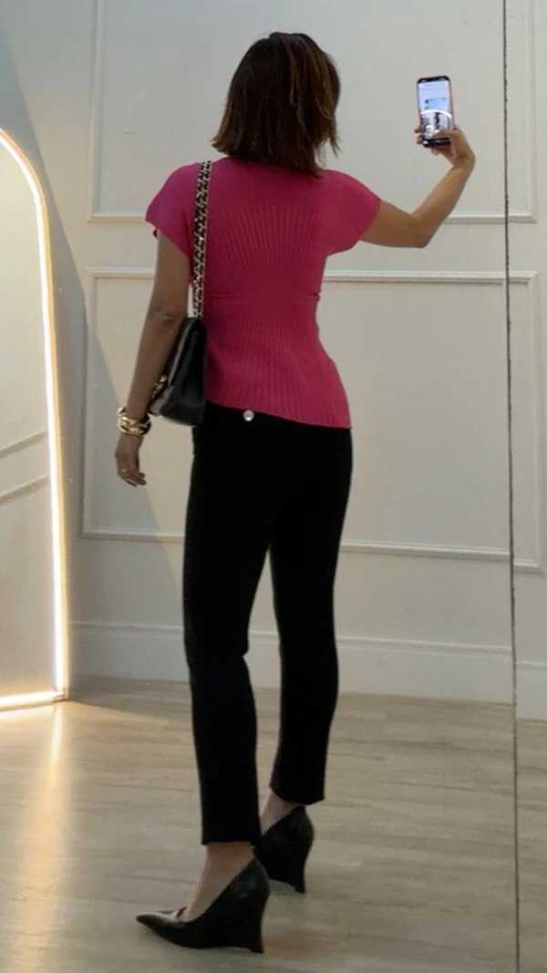 Blusa Tricot Canelado Assimétrica Catherine