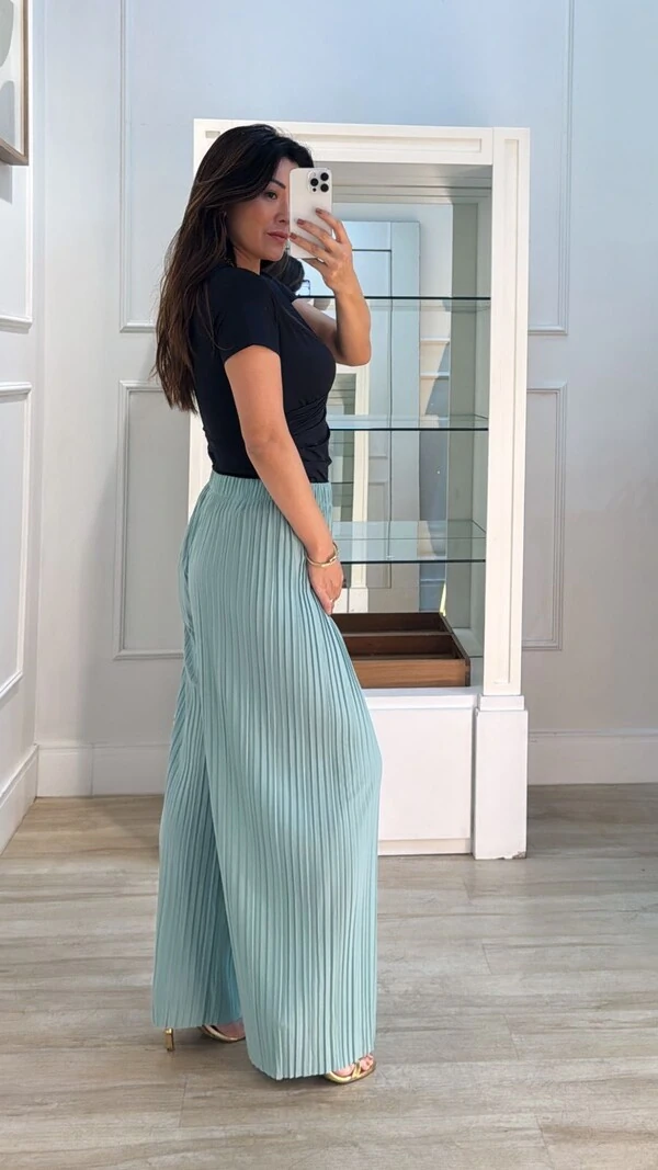 Calça Pantalona Plissada Brooke Pala Larga Com Elástico