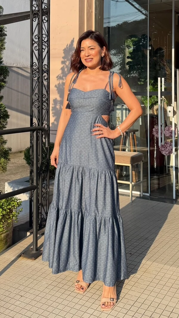 Vestido Midi Poá Bordado Sandy Com Amarração Nos Ombros