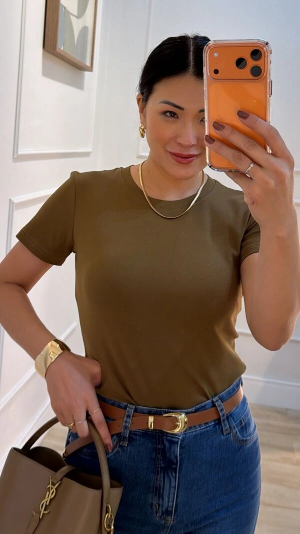 Blusa De Malha Bruna Mangas Curtas