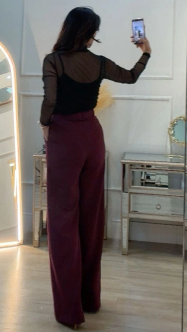 Calça Pantalona Alfaiataria Cecilia Cinto Fivela Larga Dourada