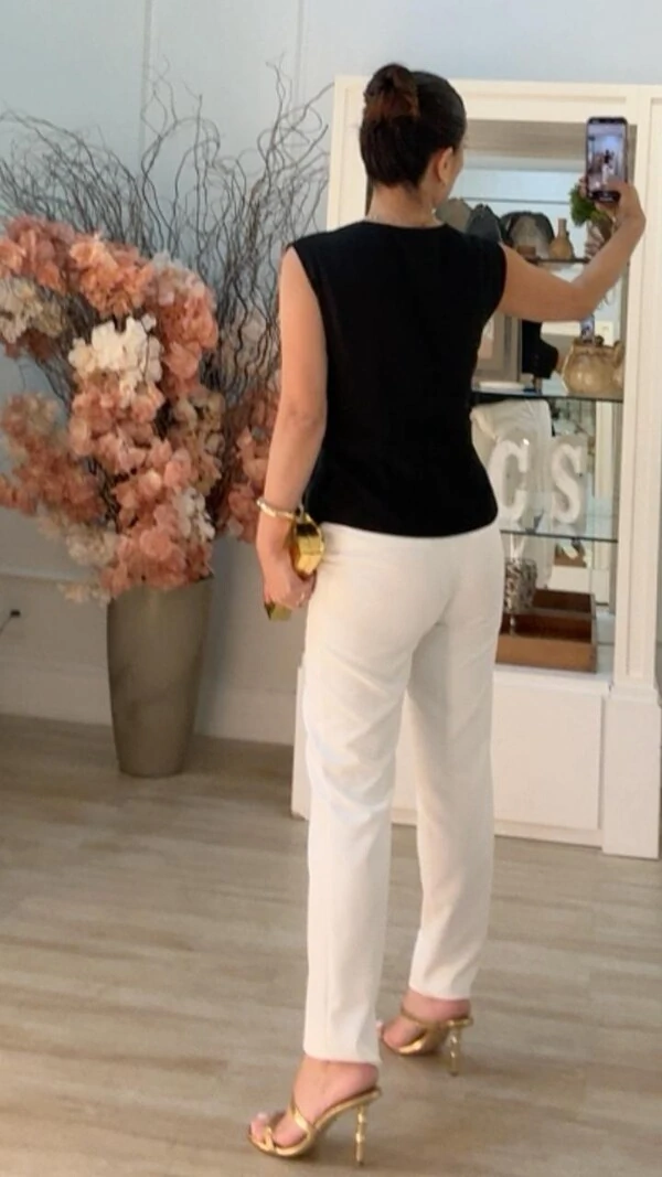 Blusa Crepe Cachecour Grazi Com Pregas Nos Ombros