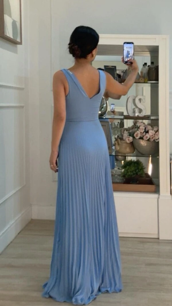 Vestido Longo Decote V Detalhe De Laço Maithe Saia Plissada