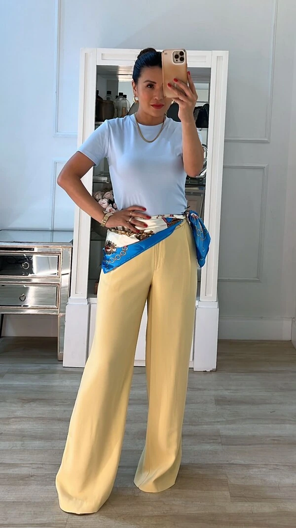 Blusa De Malha Bruna Mangas Curtas