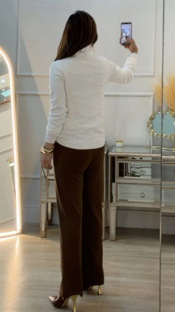 Blusa Tricot Nervuras Em Zigue-Zague Noelle Barrado Arredondado
