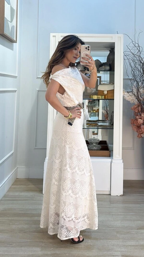 Vestido Longo Rendado Elisa Decote Torcido E Cinto