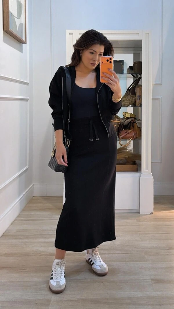 Conjunto Moletom Vivian Blusa Com Capuz E Saia Midi