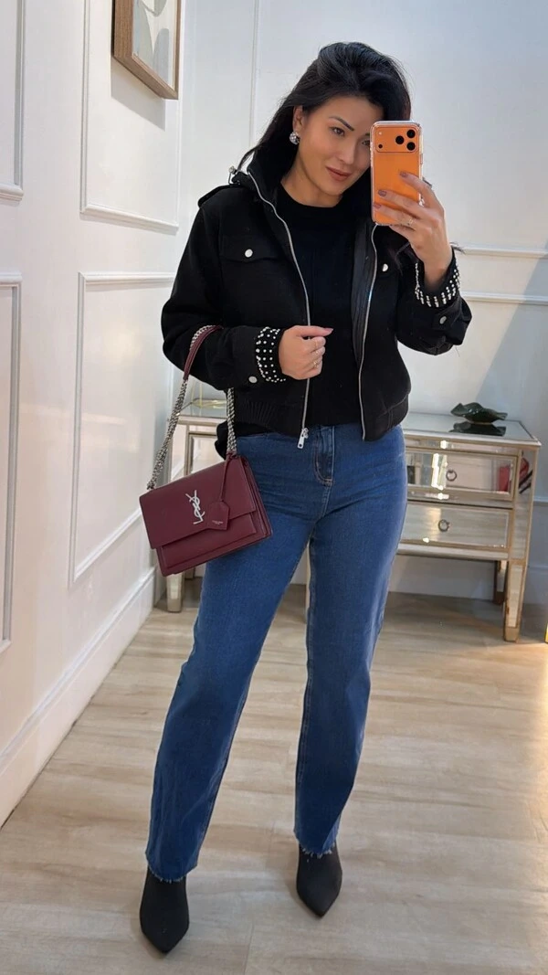 Blusa Tricot Nervura Frontal Taty Punhos Com Aplicações